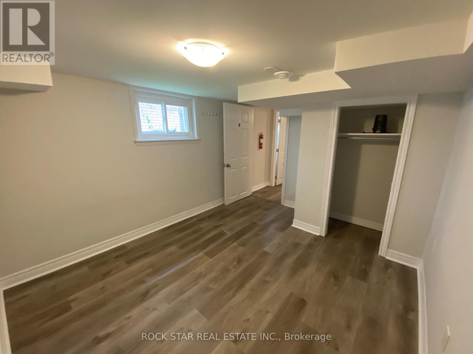 Photo 38 of 24 King Street, Thorold ON