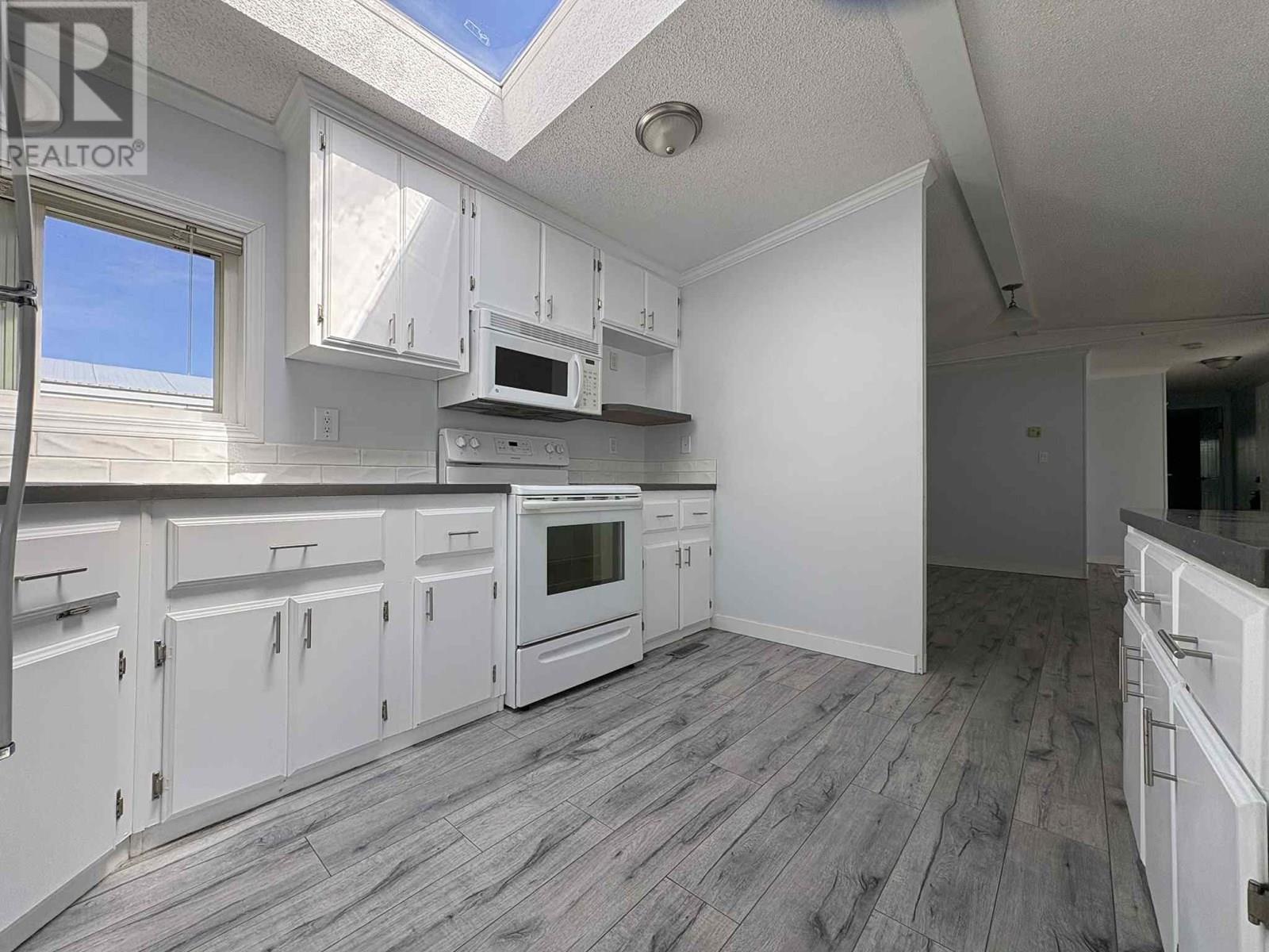 Photo 7 of 98 1000 Inverness Road, Prince George BC