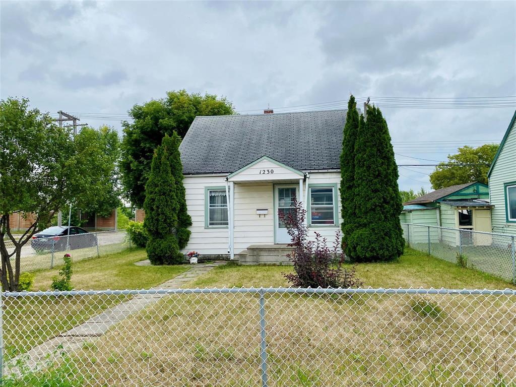 Photo 3 of 1230 Alexander Avenue, Winnipeg MB