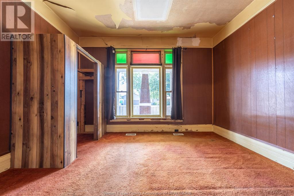 Photo 32 of 631 633 Mckay Avenue, Windsor ON