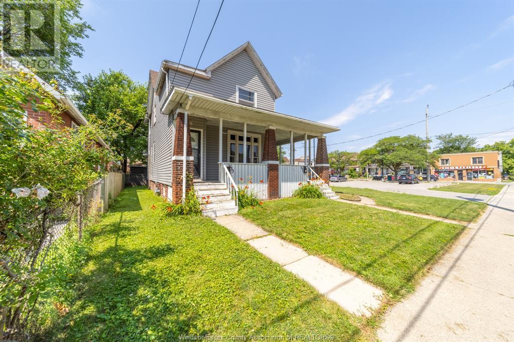 Photo 12 of 631 633 Mckay Avenue, Windsor ON