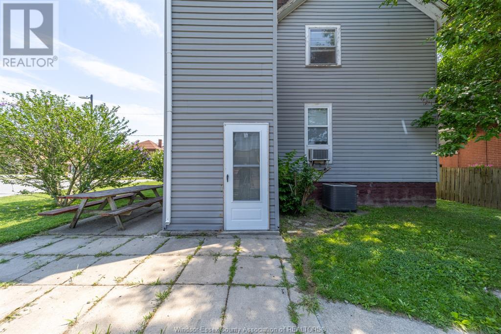 Photo 39 of 631 633 Mckay Avenue, Windsor ON