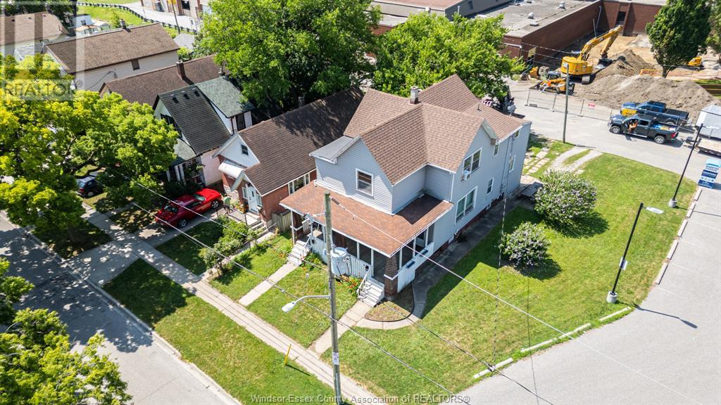 Photo 17 of 631 633 Mckay Avenue, Windsor ON