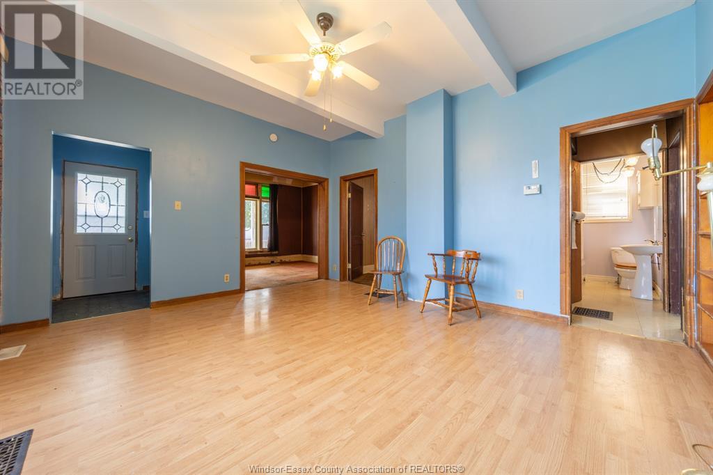 Photo 13 of 631 633 Mckay Avenue, Windsor ON