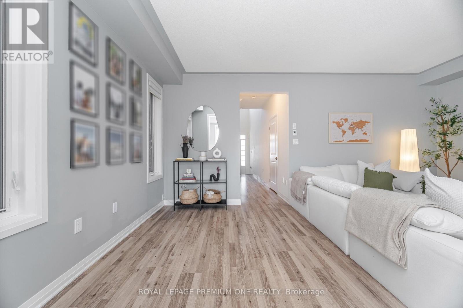 Photo 34 of 50 Casserley Crescent, New Tecumseth ON