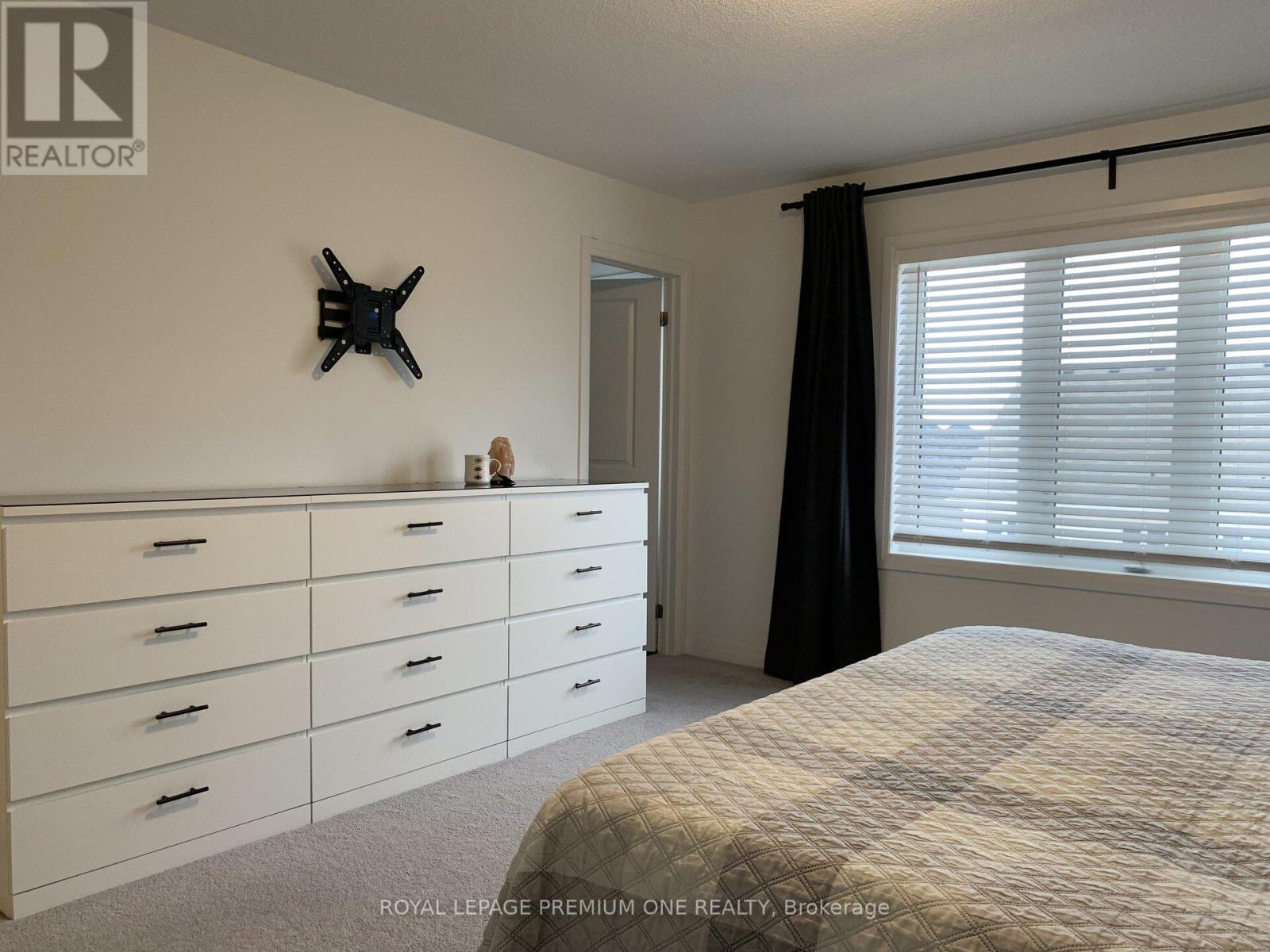Photo 13 of 50 Casserley Crescent, New Tecumseth ON