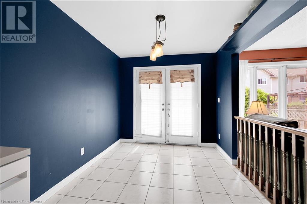 Photo 11 of 67 Pinewoods Drive, Stoney Creek ON