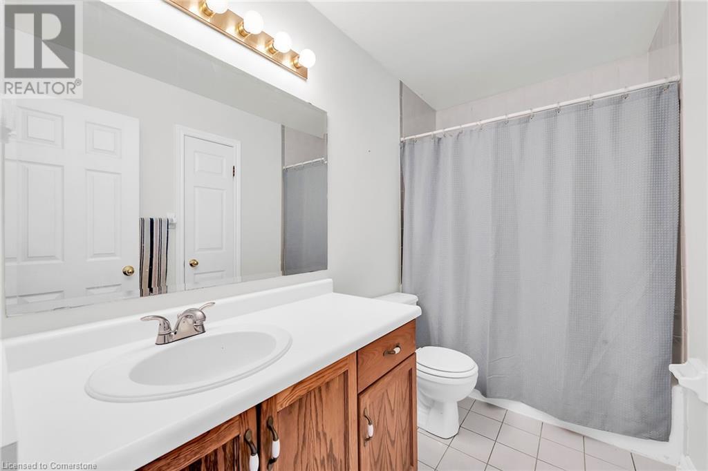 Photo 22 of 67 Pinewoods Drive, Stoney Creek ON
