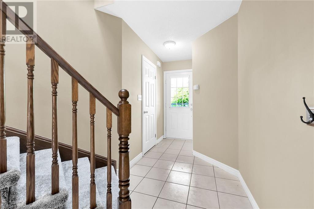 Photo 28 of 67 Pinewoods Drive, Stoney Creek ON