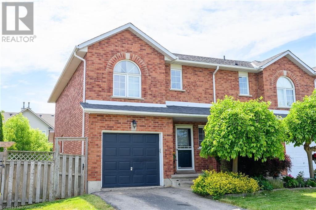 Photo 3 of 67 Pinewoods Drive, Stoney Creek ON