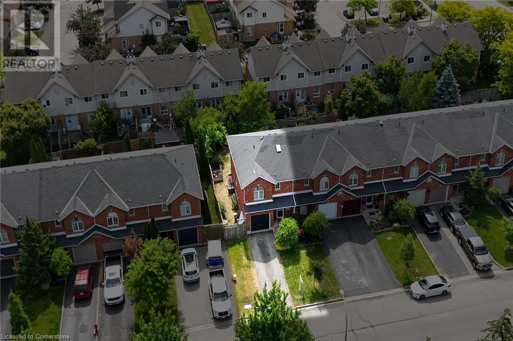 Photo 45 of 67 Pinewoods Drive, Stoney Creek ON