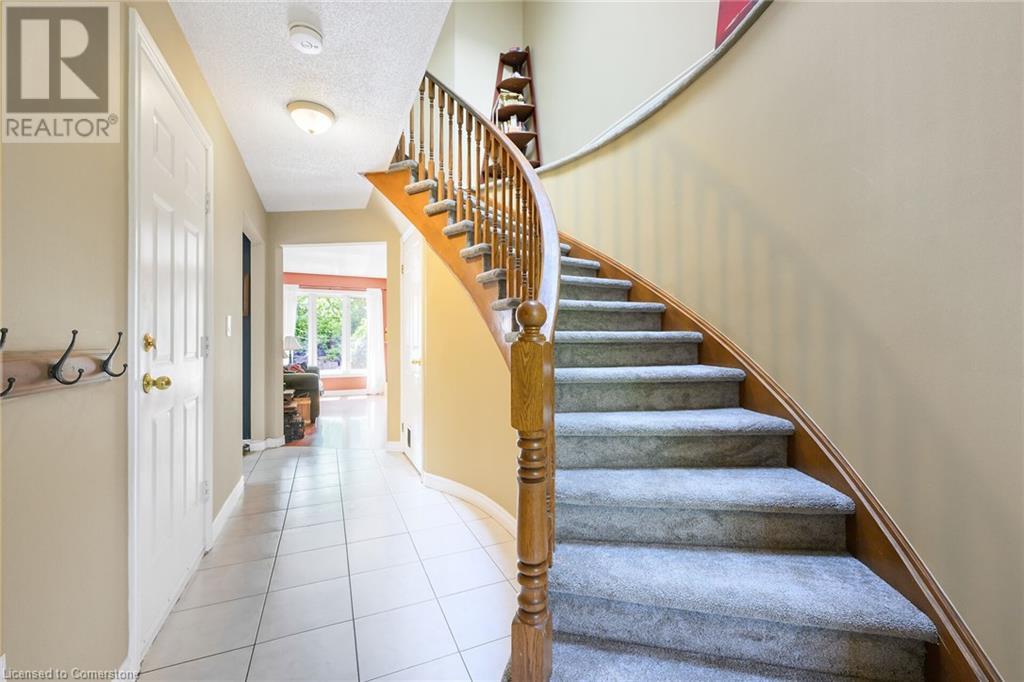 Photo 5 of 67 Pinewoods Drive, Stoney Creek ON