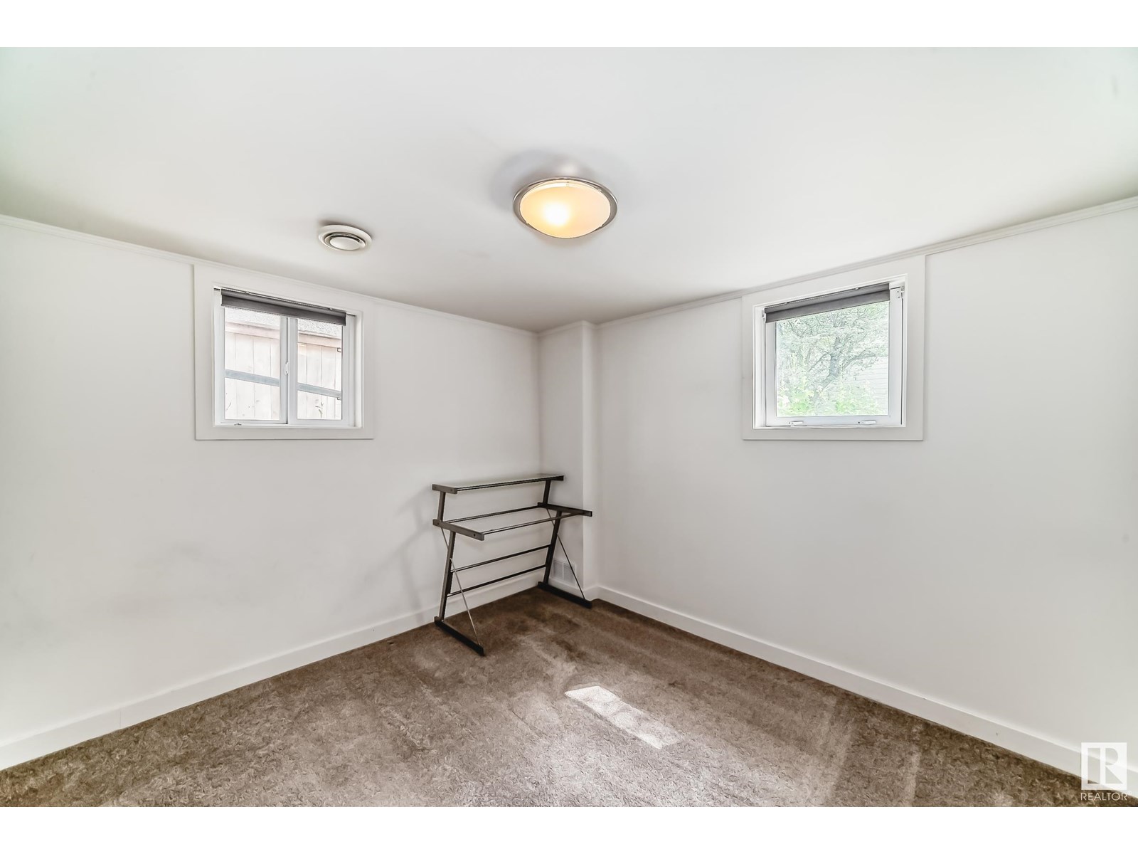 Photo 19 of 10915 67 Av Nw, Edmonton AB