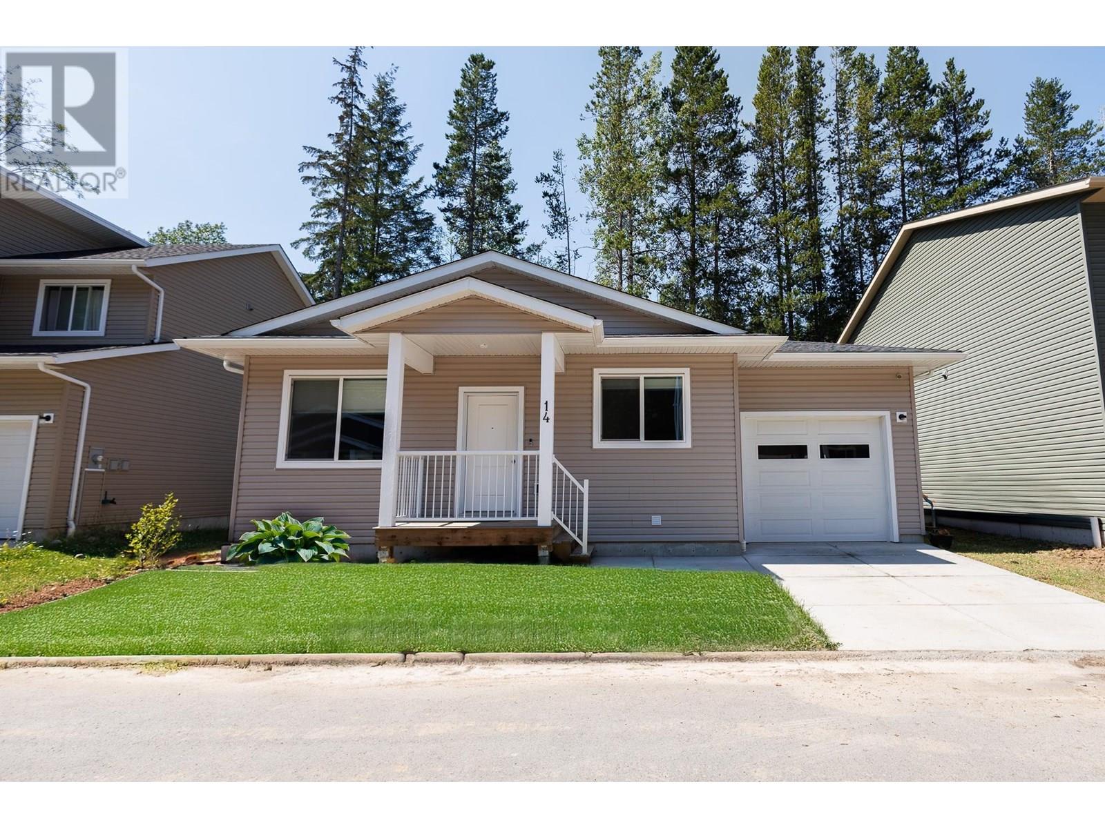 #14-4921 HALLIWELL Avenue, Terrace