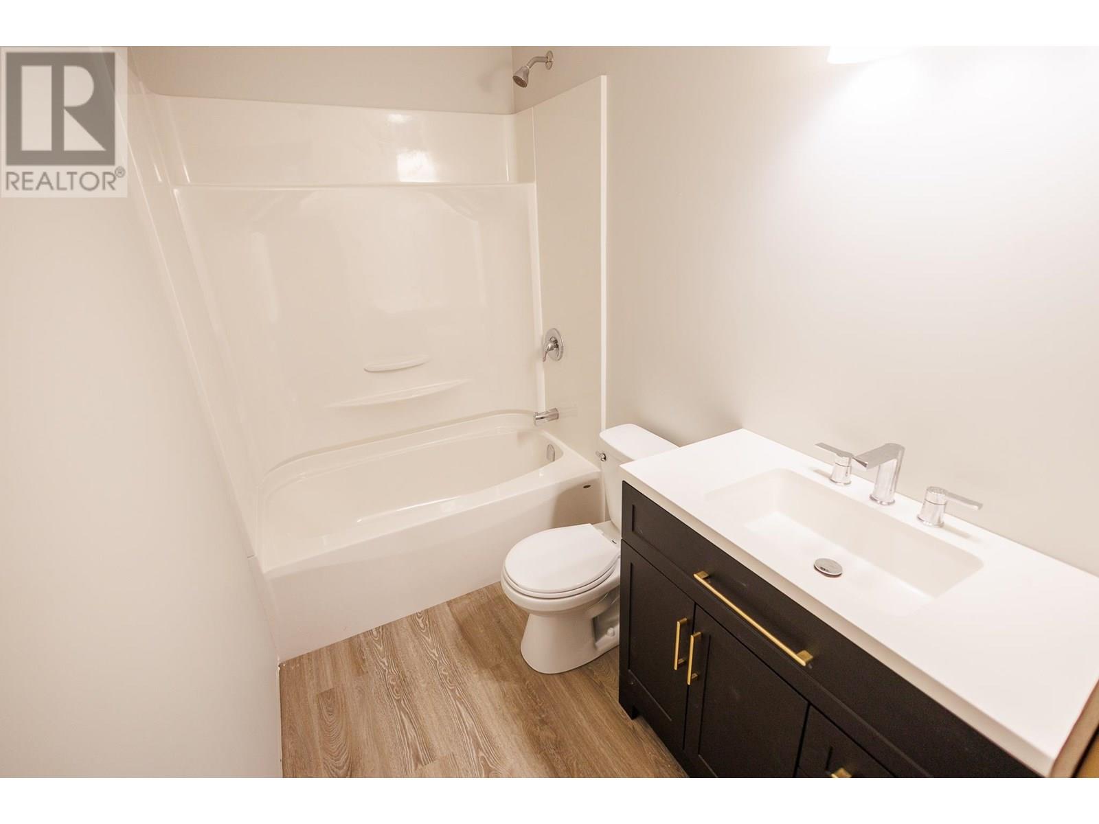 #14-4921 HALLIWELL Avenue, Terrace