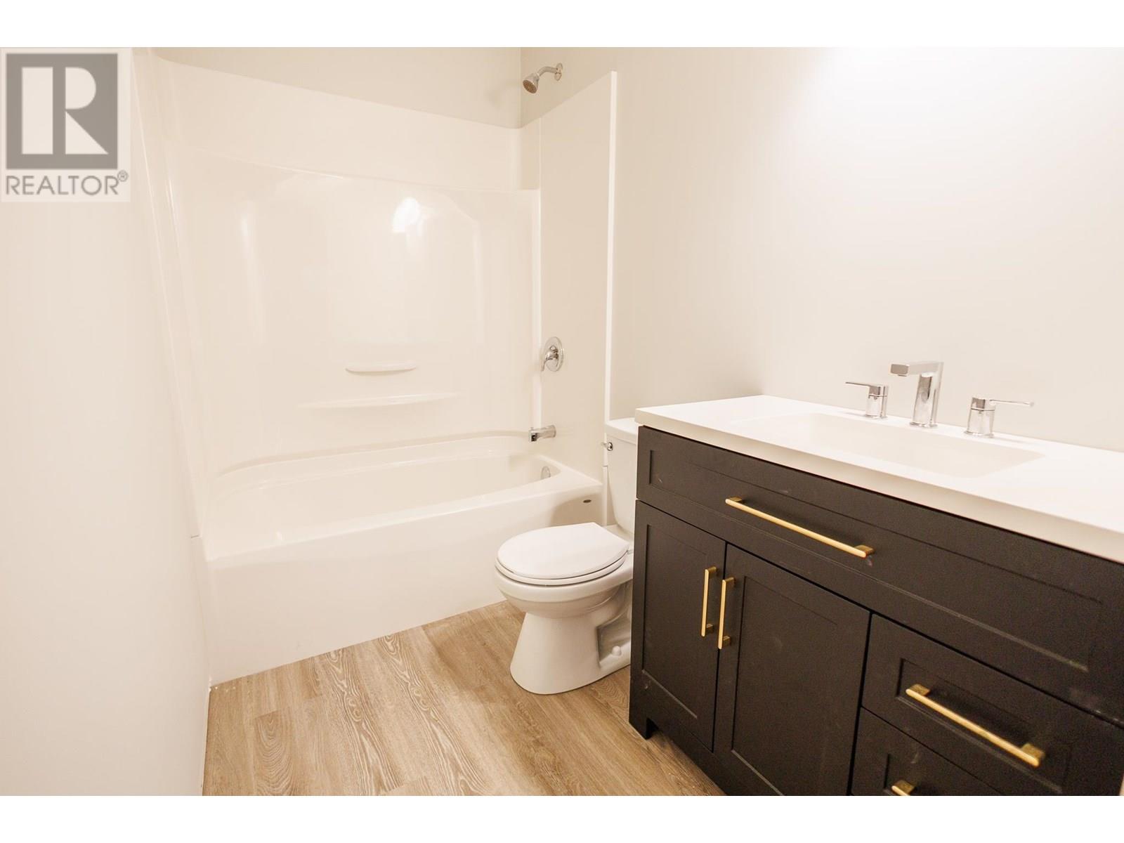 #14-4921 HALLIWELL Avenue, Terrace