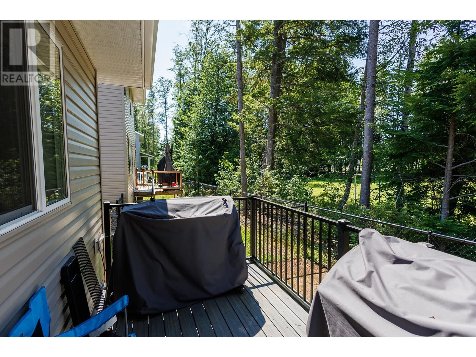 #14-4921 HALLIWELL Avenue, Terrace