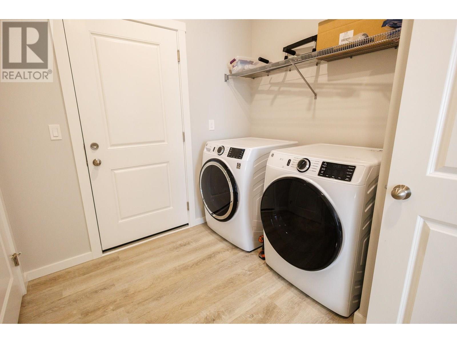 #14-4921 HALLIWELL Avenue, Terrace