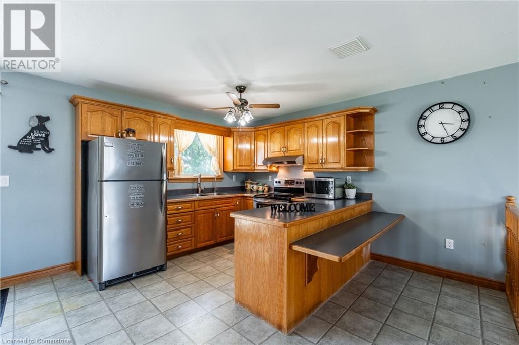 Photo 32 of 180 King Street E, Hagersville ON