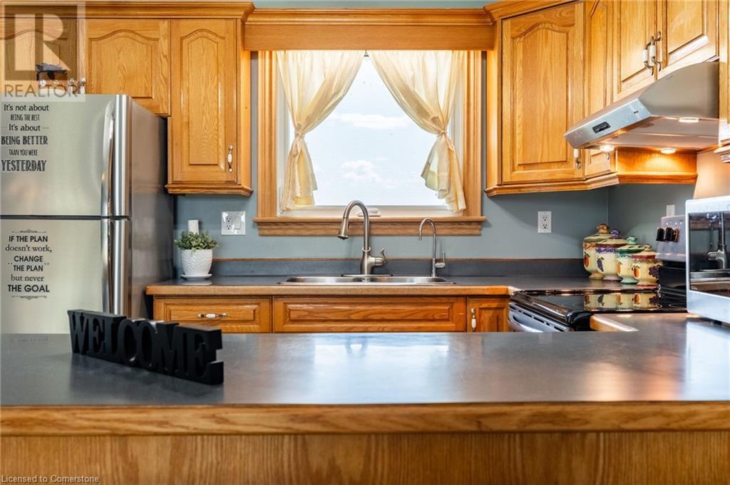 Photo 6 of 180 King Street E, Hagersville ON