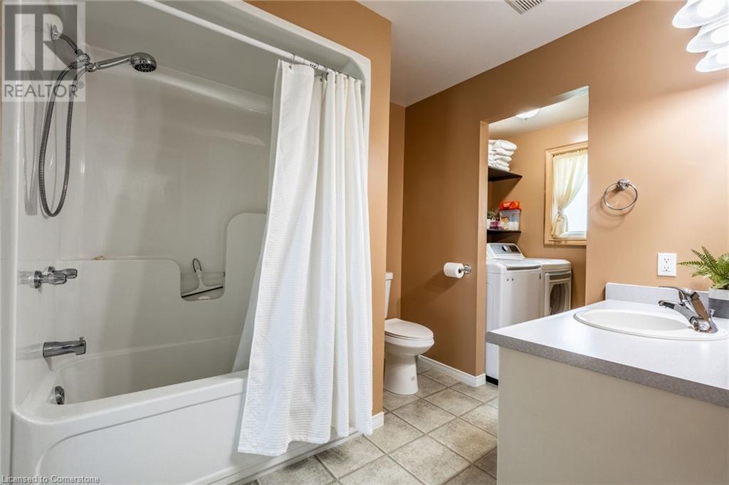 Photo 16 of 180 King Street E, Hagersville ON