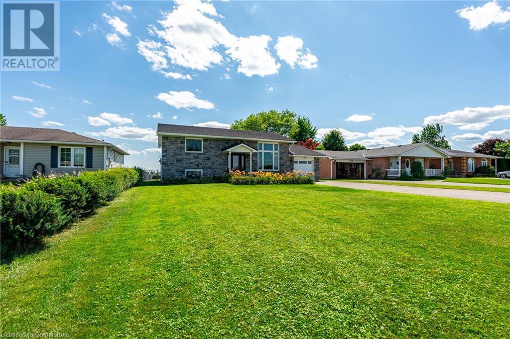 Photo 12 of 180 King Street E, Hagersville ON