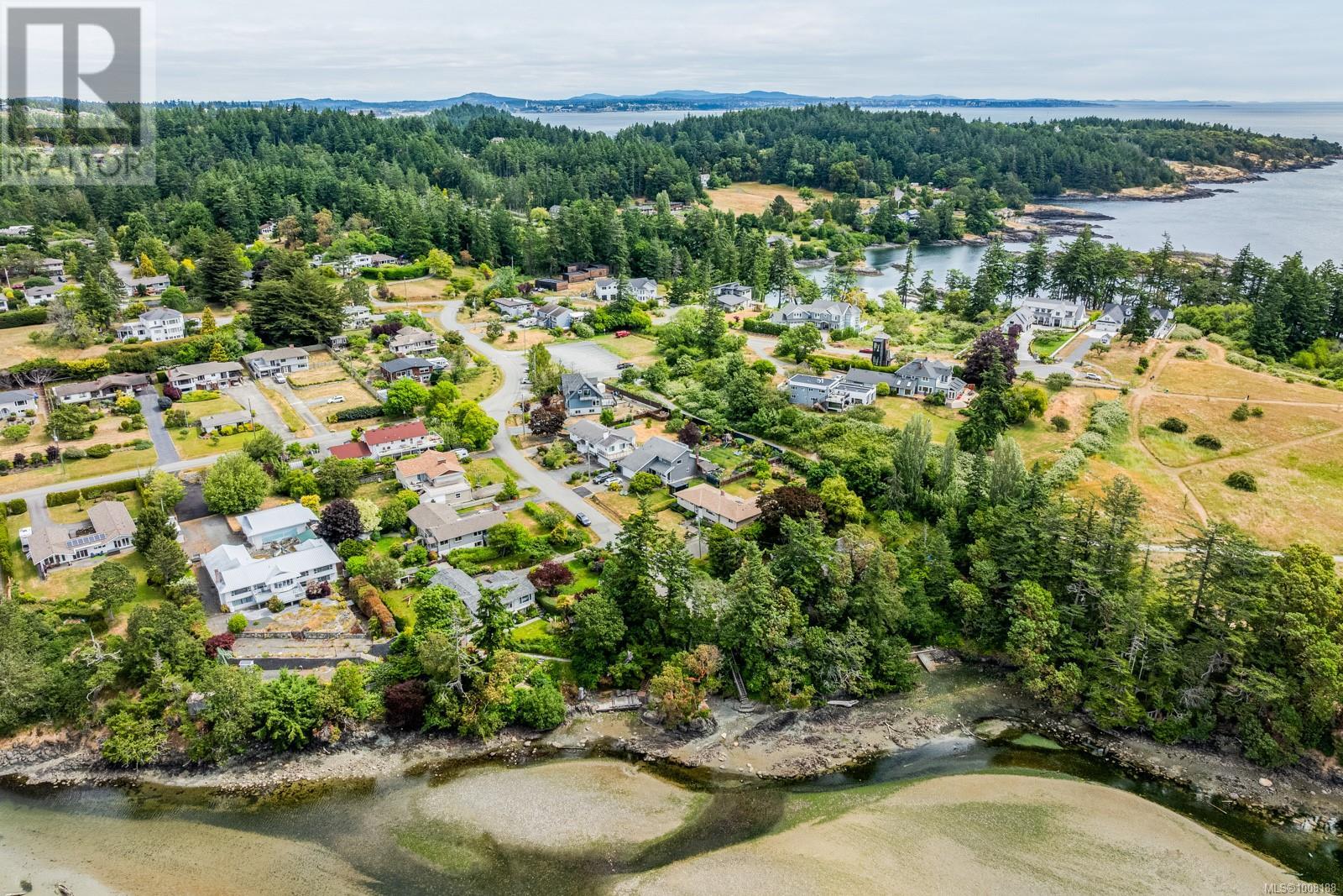 Photo 10 of 90 Bradene Rd, Metchosin BC