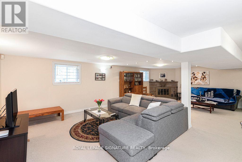 Photo 36 of 58 Centennial Parkway S, Hamilton ON