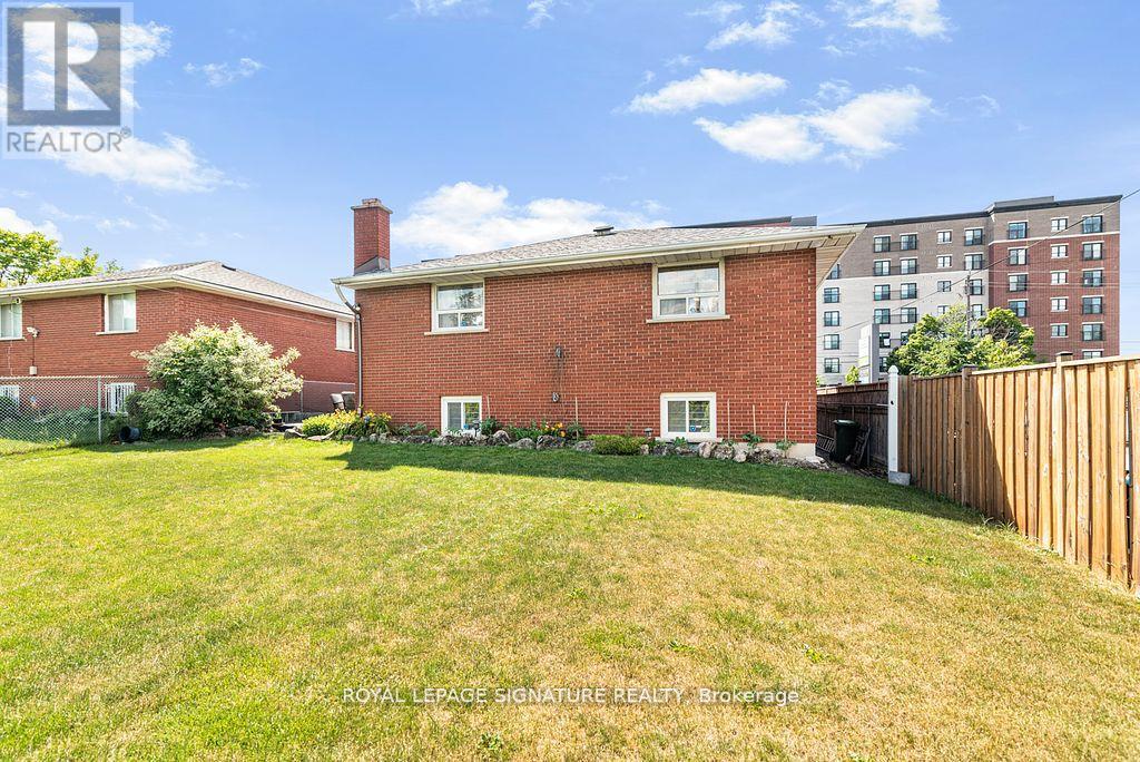 Photo 45 of 58 Centennial Parkway S, Hamilton ON