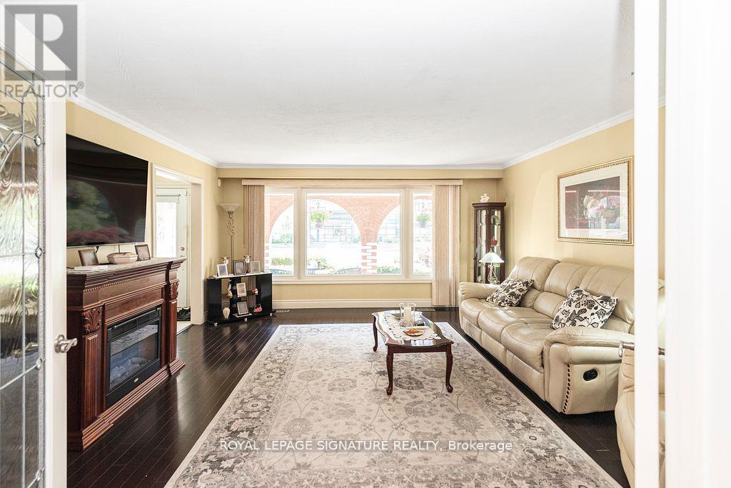 Photo 17 of 58 Centennial Parkway S, Hamilton ON