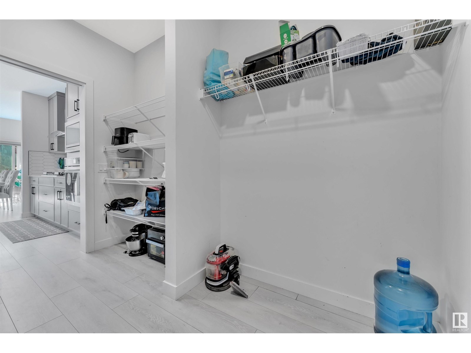 Photo 9 of 2890 Coughlan Green Dr Sw, Edmonton AB