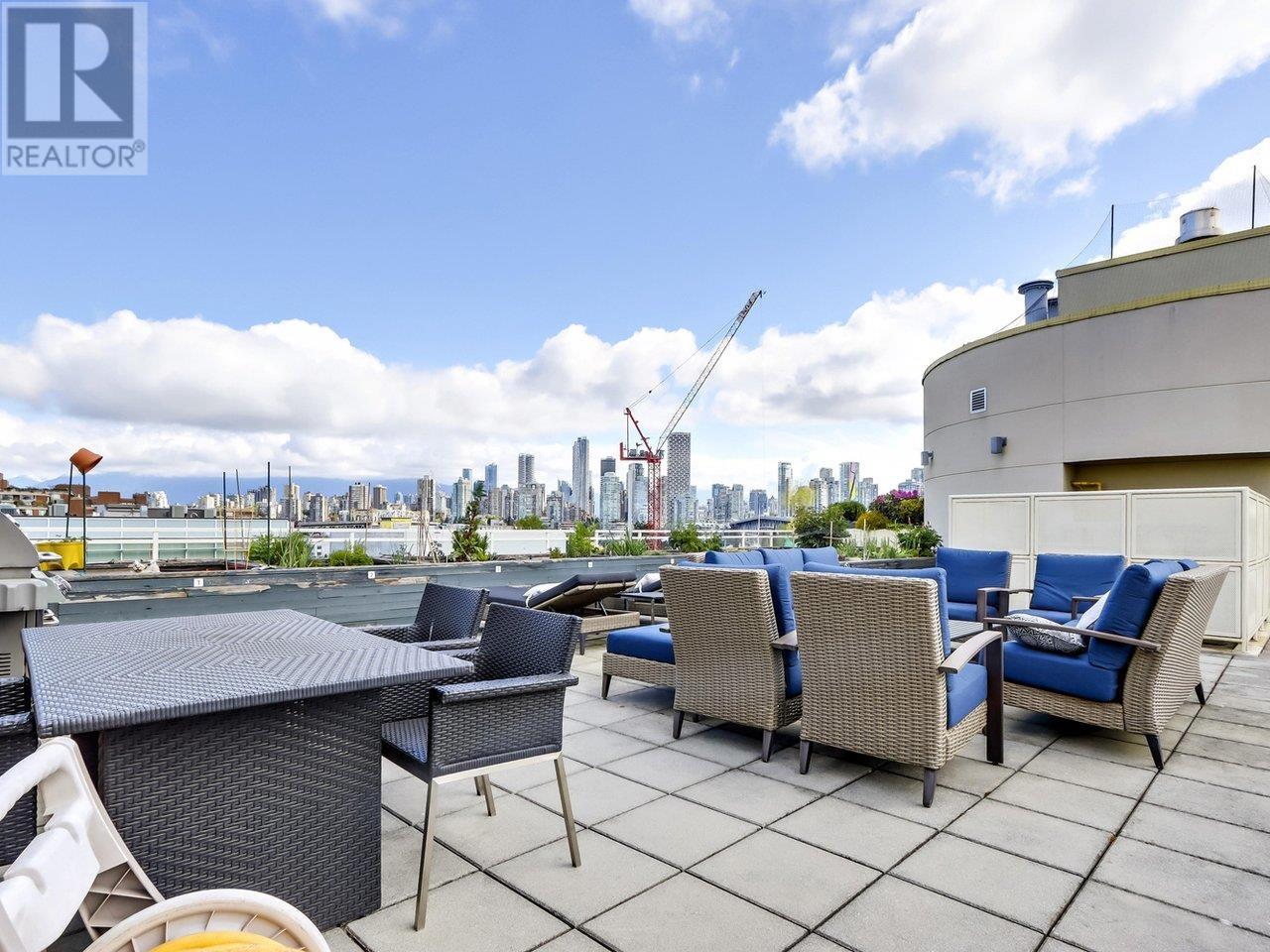 Photo 10 of 507 1635 W 3rd Avenue, Vancouver BC