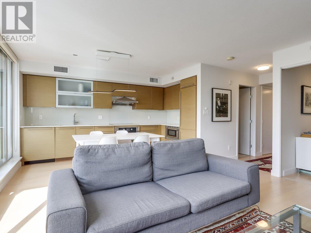 Photo 15 of 507 1635 W 3rd Avenue, Vancouver BC