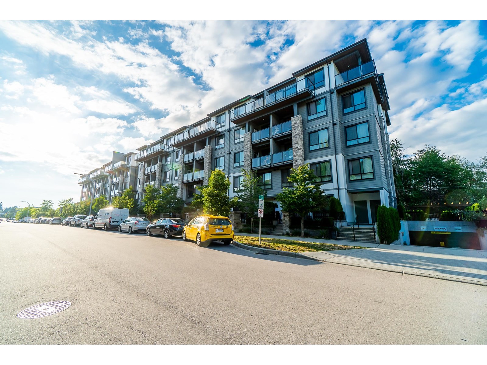 Photo 21 of 317 15351 101 Avenue, Surrey BC