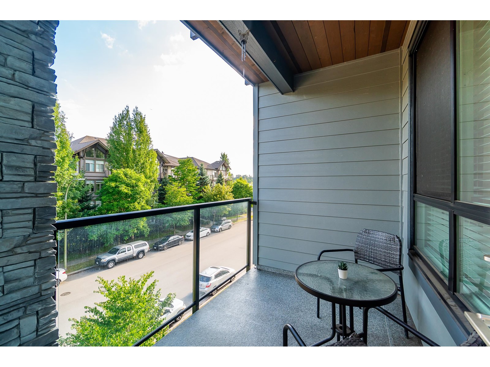 Photo 8 of 317 15351 101 Avenue, Surrey BC