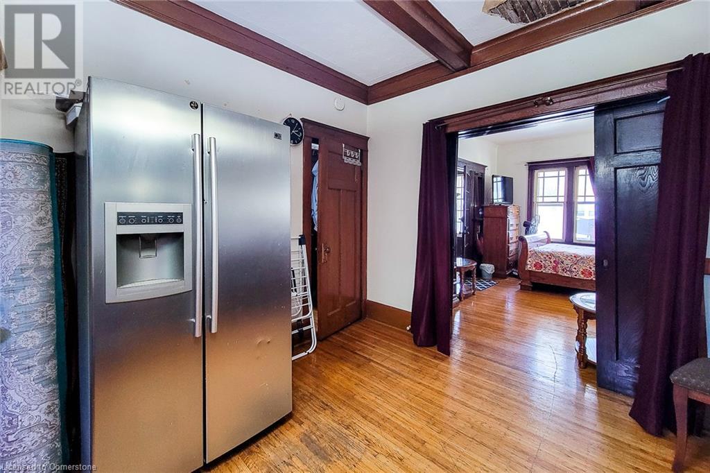 Photo 14 of 29 Carrick Avenue, Hamilton ON