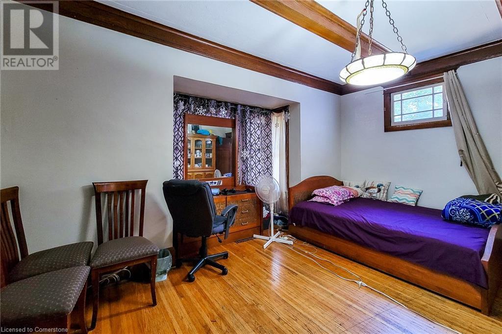 Photo 25 of 29 Carrick Avenue, Hamilton ON