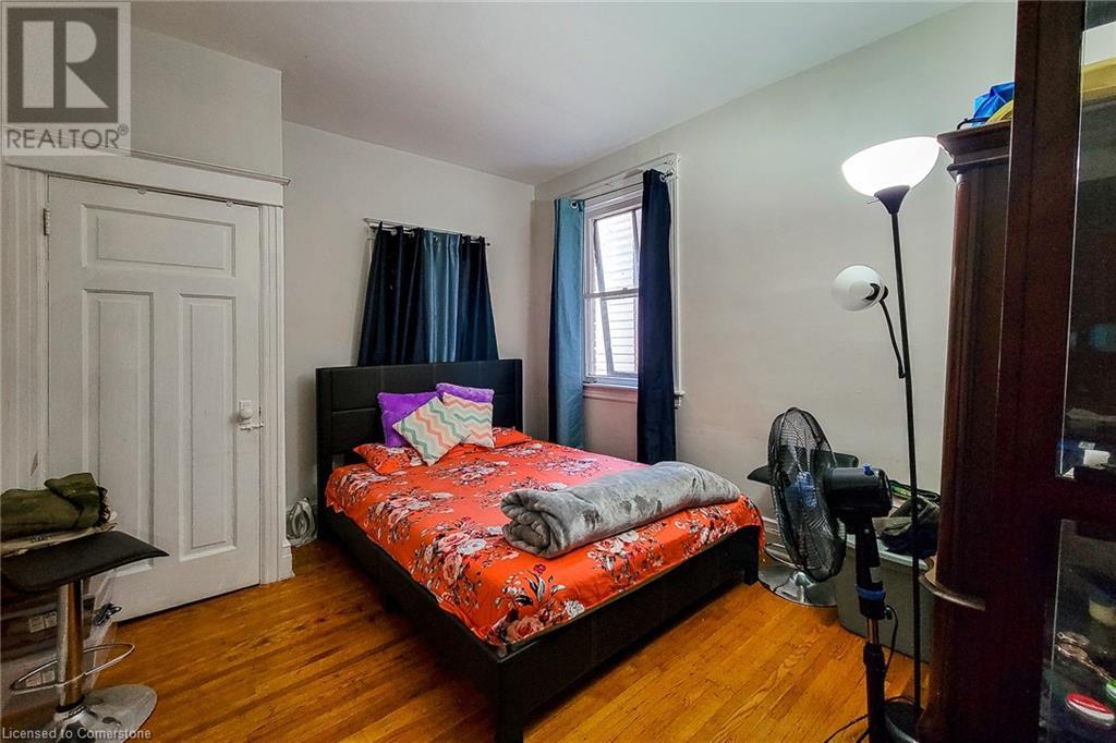 Photo 3 of 29 Carrick Avenue, Hamilton ON