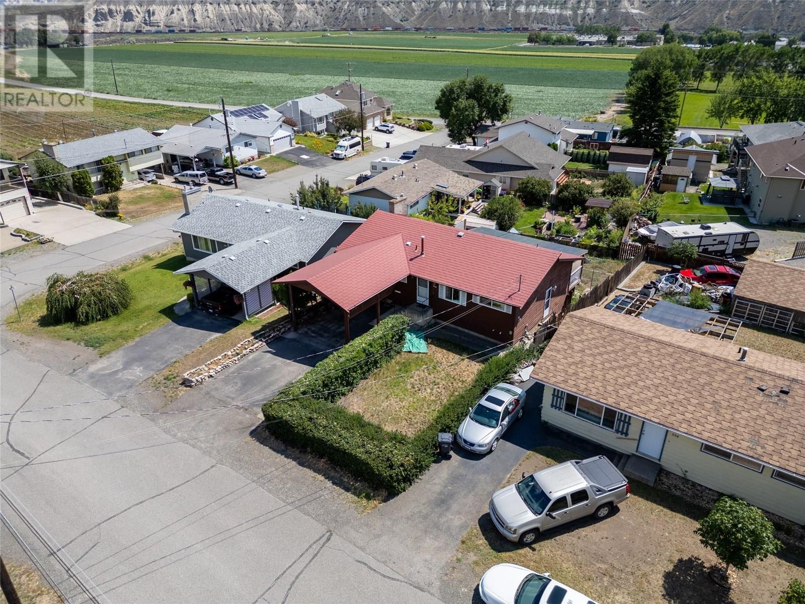Photo 10 of 604 Pine Street, Ashcroft BC