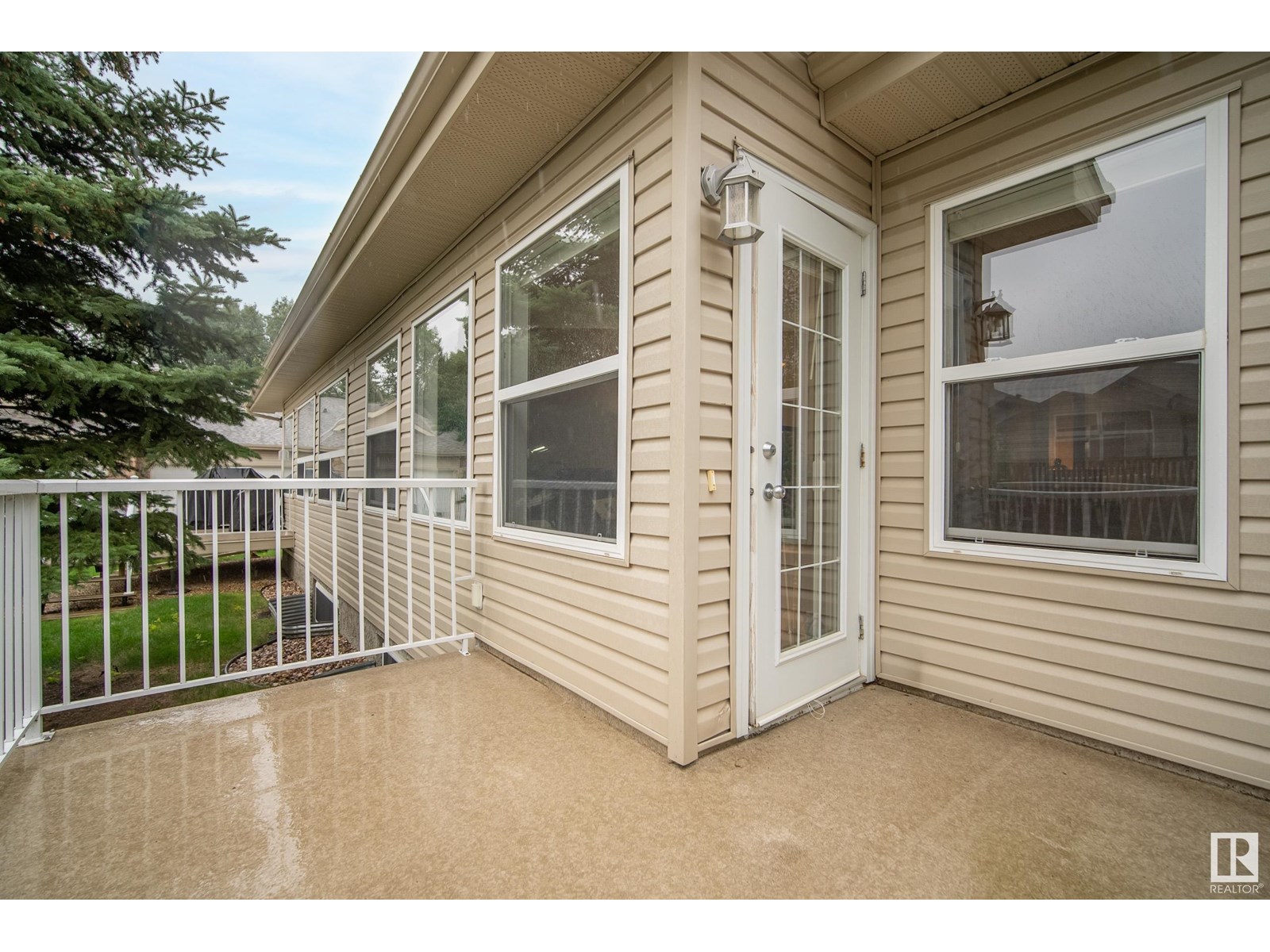 Photo 21 of 27 2031 Brennan Cr Nw, Edmonton AB