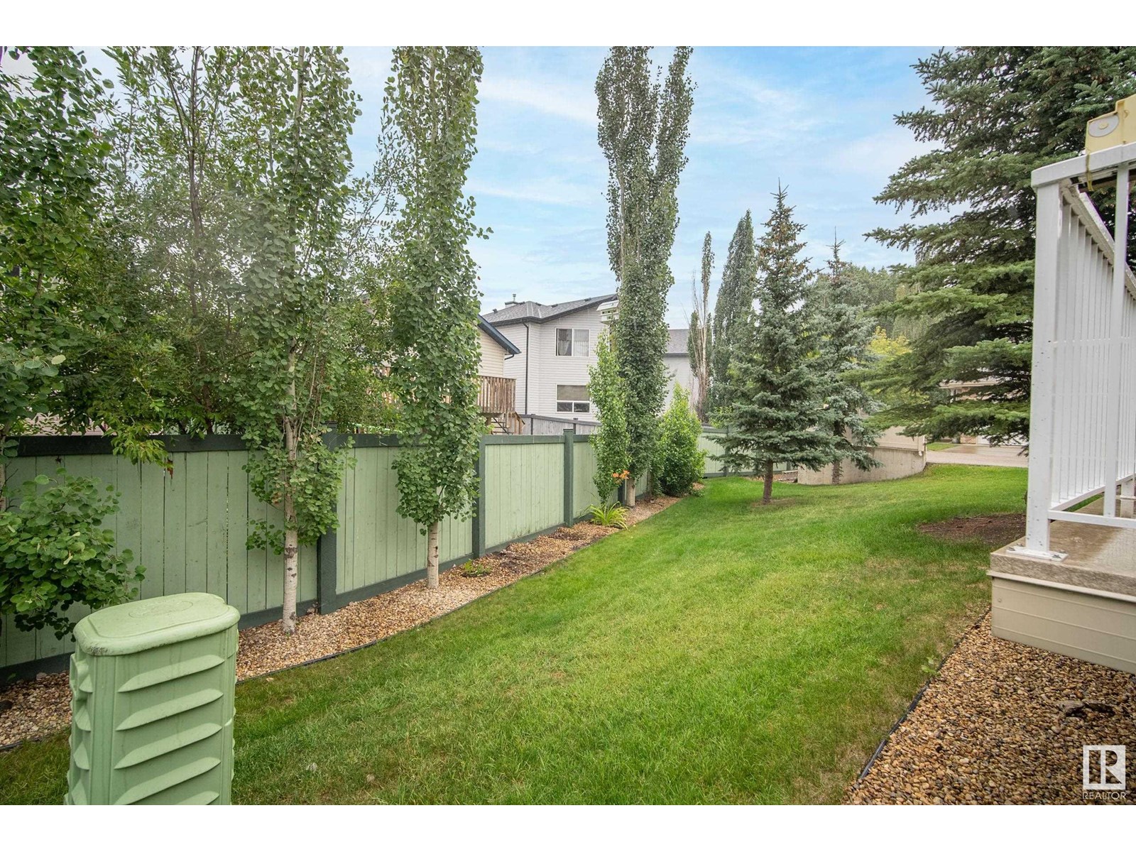 Photo 38 of 27 2031 Brennan Cr Nw, Edmonton AB