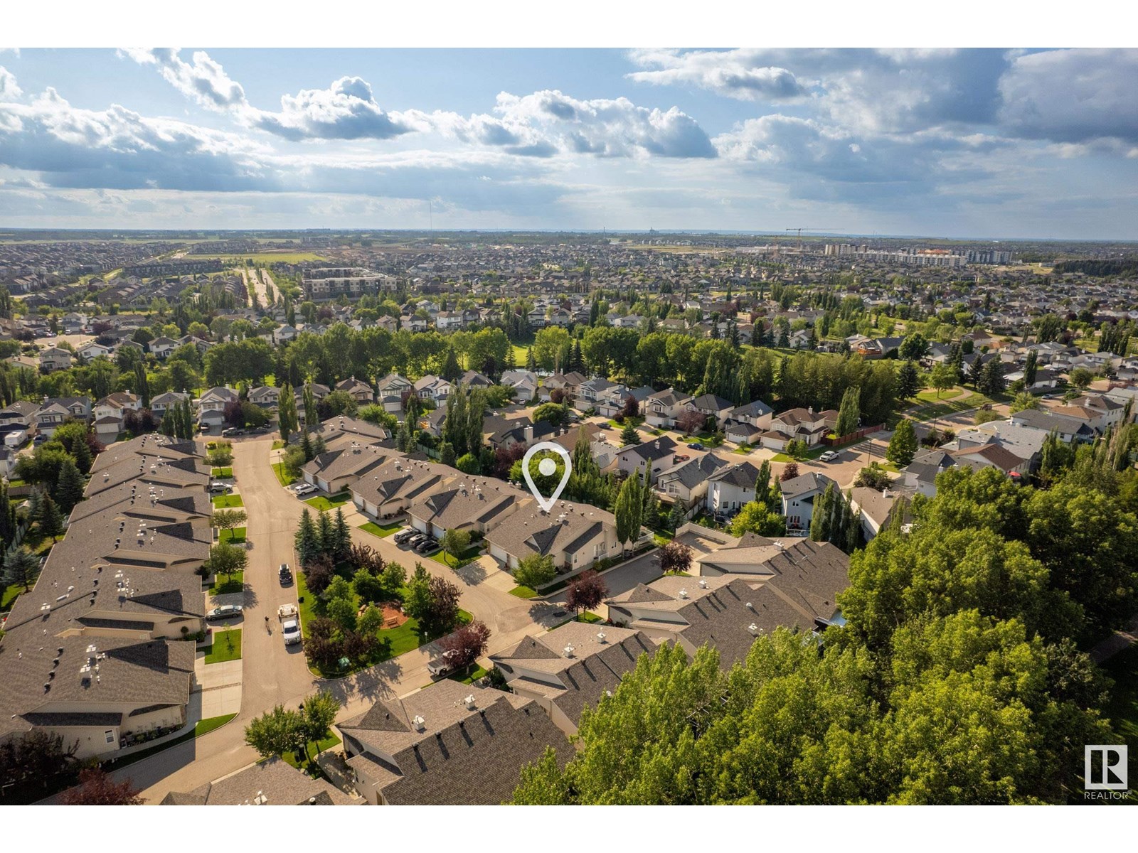 Photo 7 of 27 2031 Brennan Cr Nw, Edmonton AB