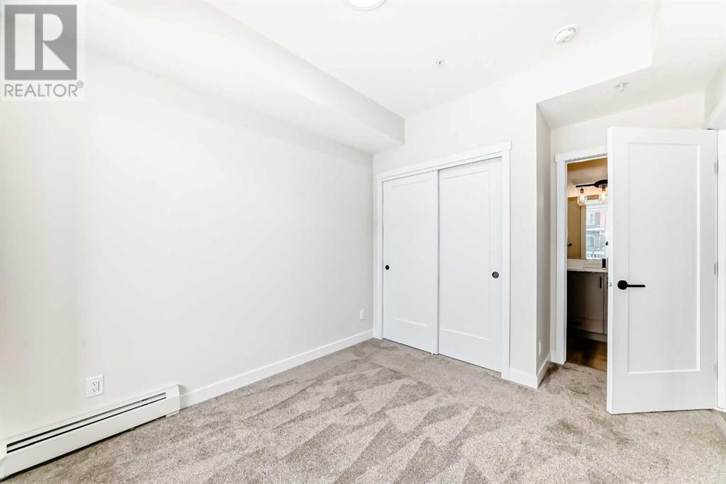 Single Family House for Sale in   Shawnee Square SW Shawnee Slopes Calgary 