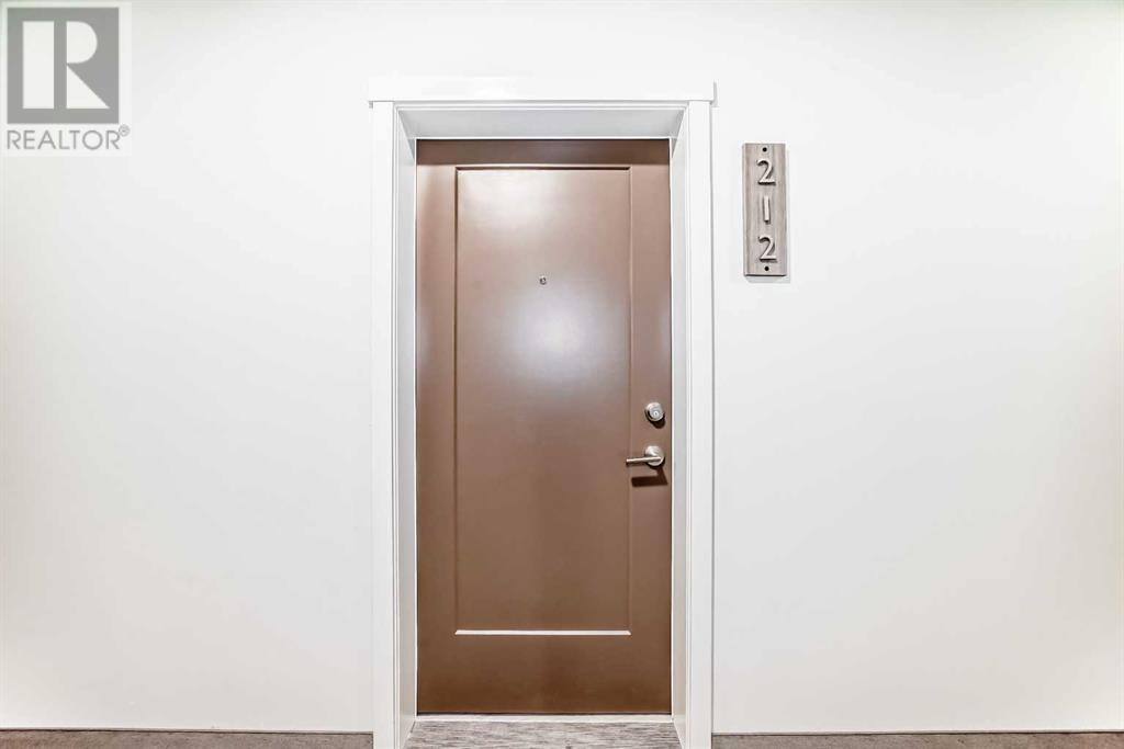 Single Family House for Sale in   Shawnee Square SW Shawnee Slopes Calgary 