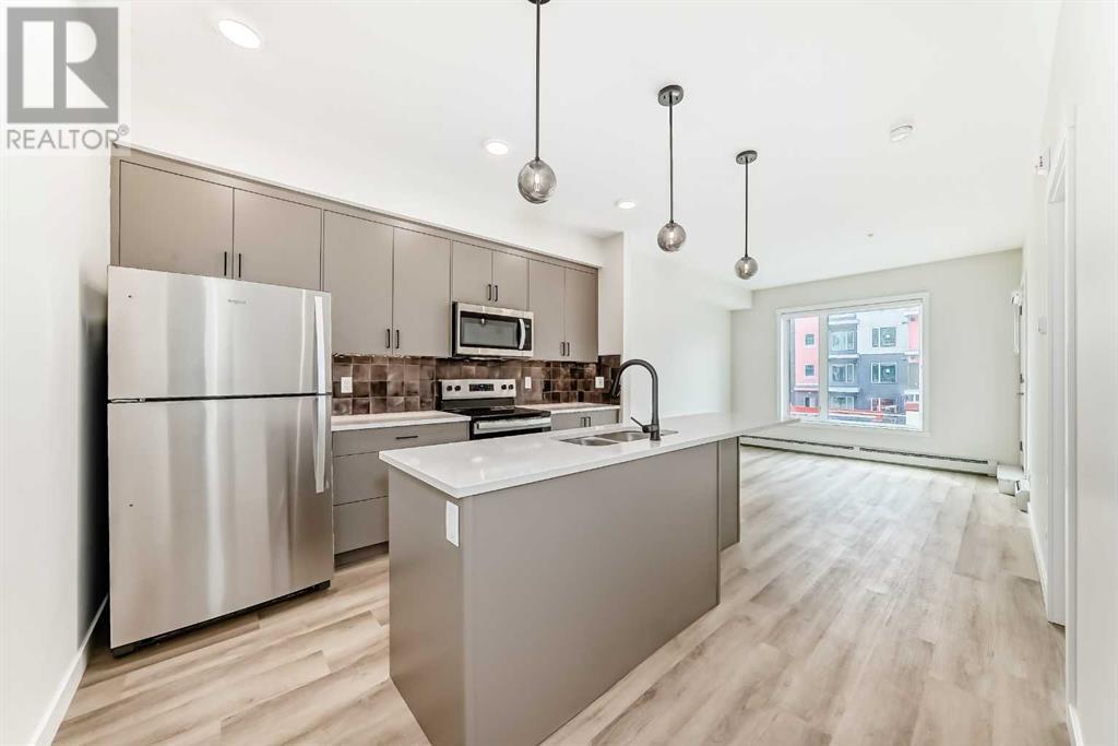 Single Family House for Sale in   Shawnee Square SW Shawnee Slopes Calgary 