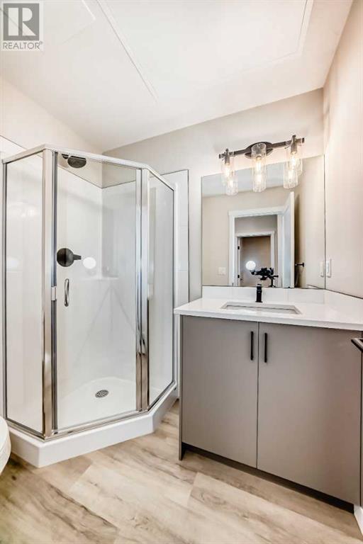 Single Family House for Sale in   Shawnee Square SW Shawnee Slopes Calgary 