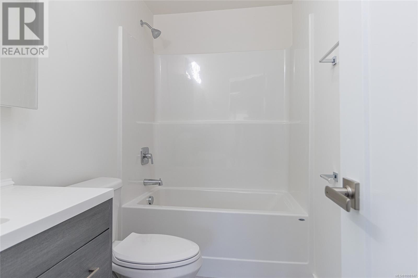 Photo 26 of 5350 Metral Dr, Nanaimo BC