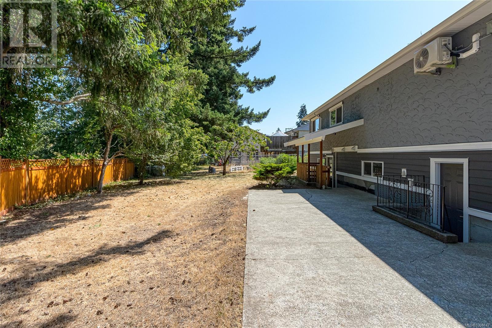 Photo 51 of 5350 Metral Dr, Nanaimo BC