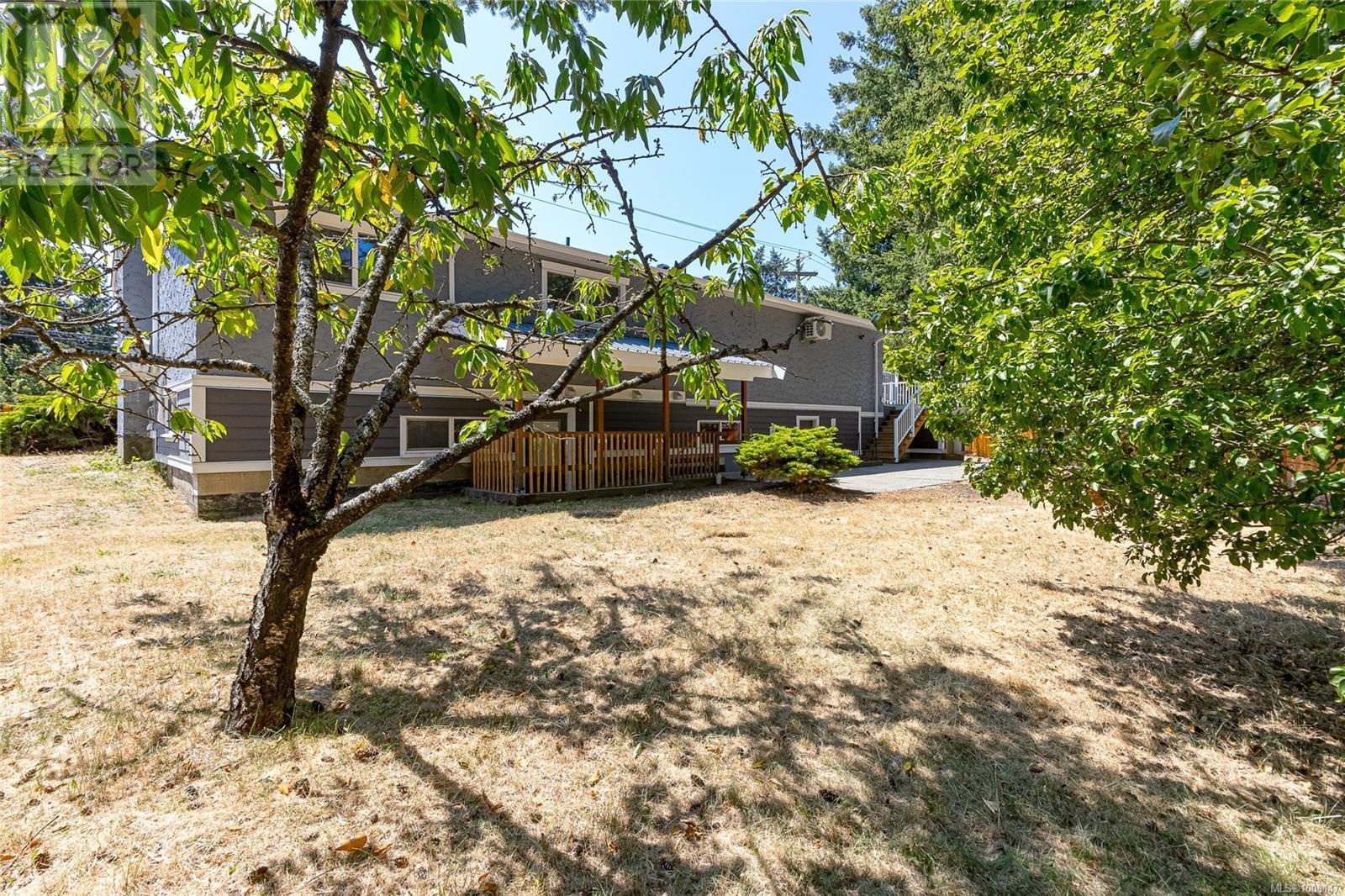 Photo 54 of 5350 Metral Dr, Nanaimo BC