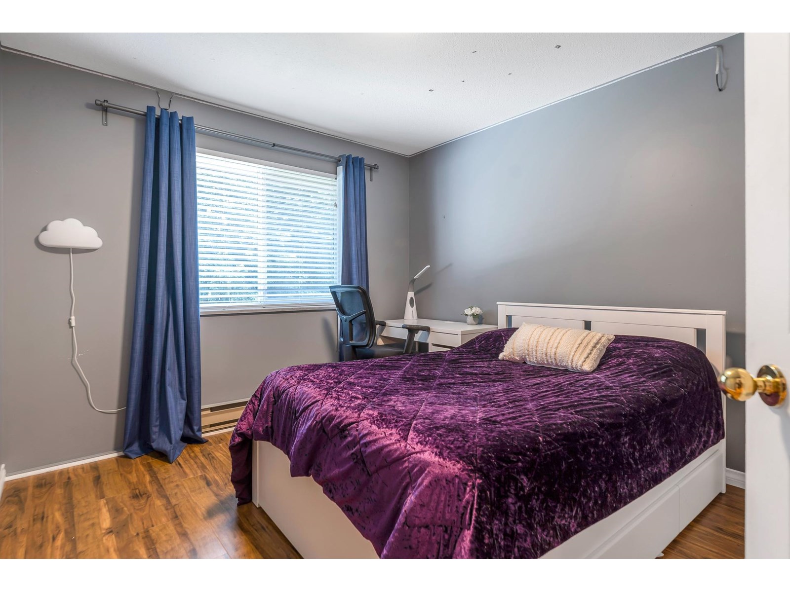 Photo 5 of 14422 Gladstone Drive, Surrey BC